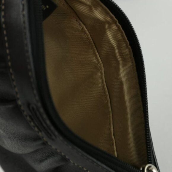 Coach Women's Black Leather Zip Closure Wristlet - Picture 4 of 4